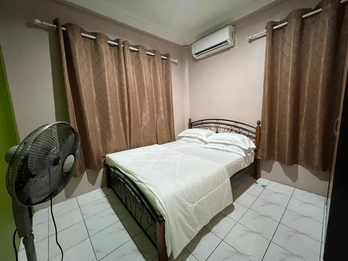 Hanif Homestay Kuching Eksteriør bilde