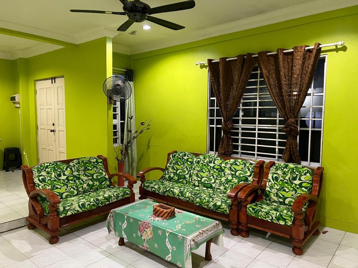 Hanif Homestay Kuching Eksteriør bilde