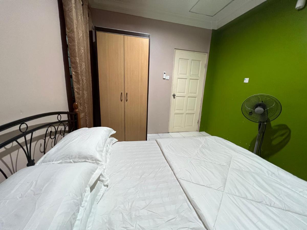 Hanif Homestay Kuching Eksteriør bilde